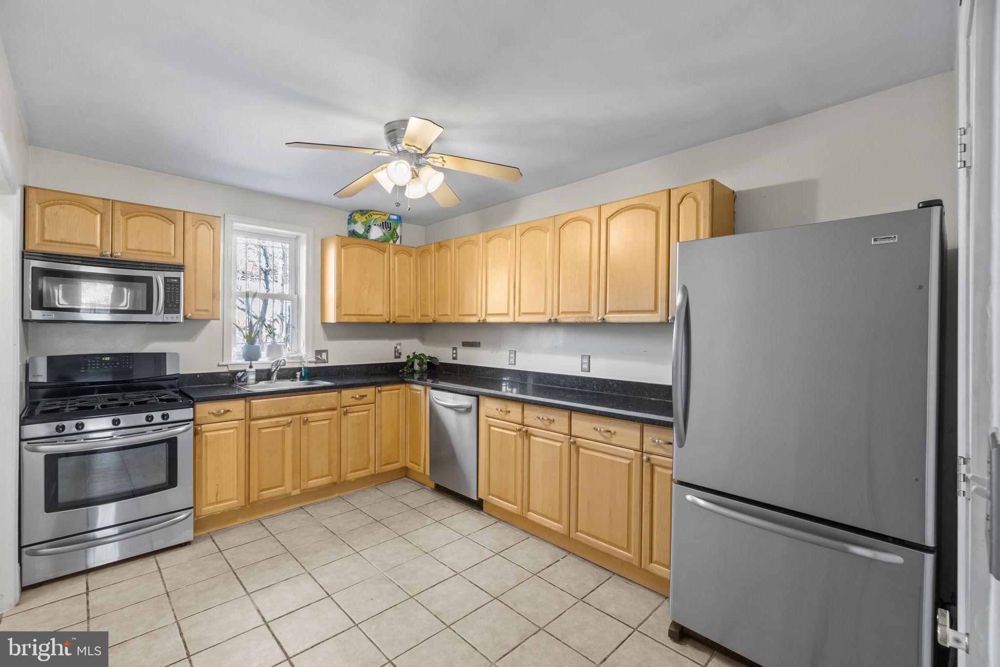 107 16TH STREET SE