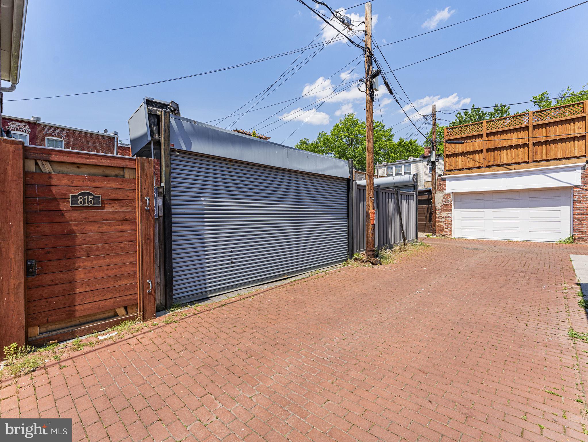 815 8TH STREET NE 2