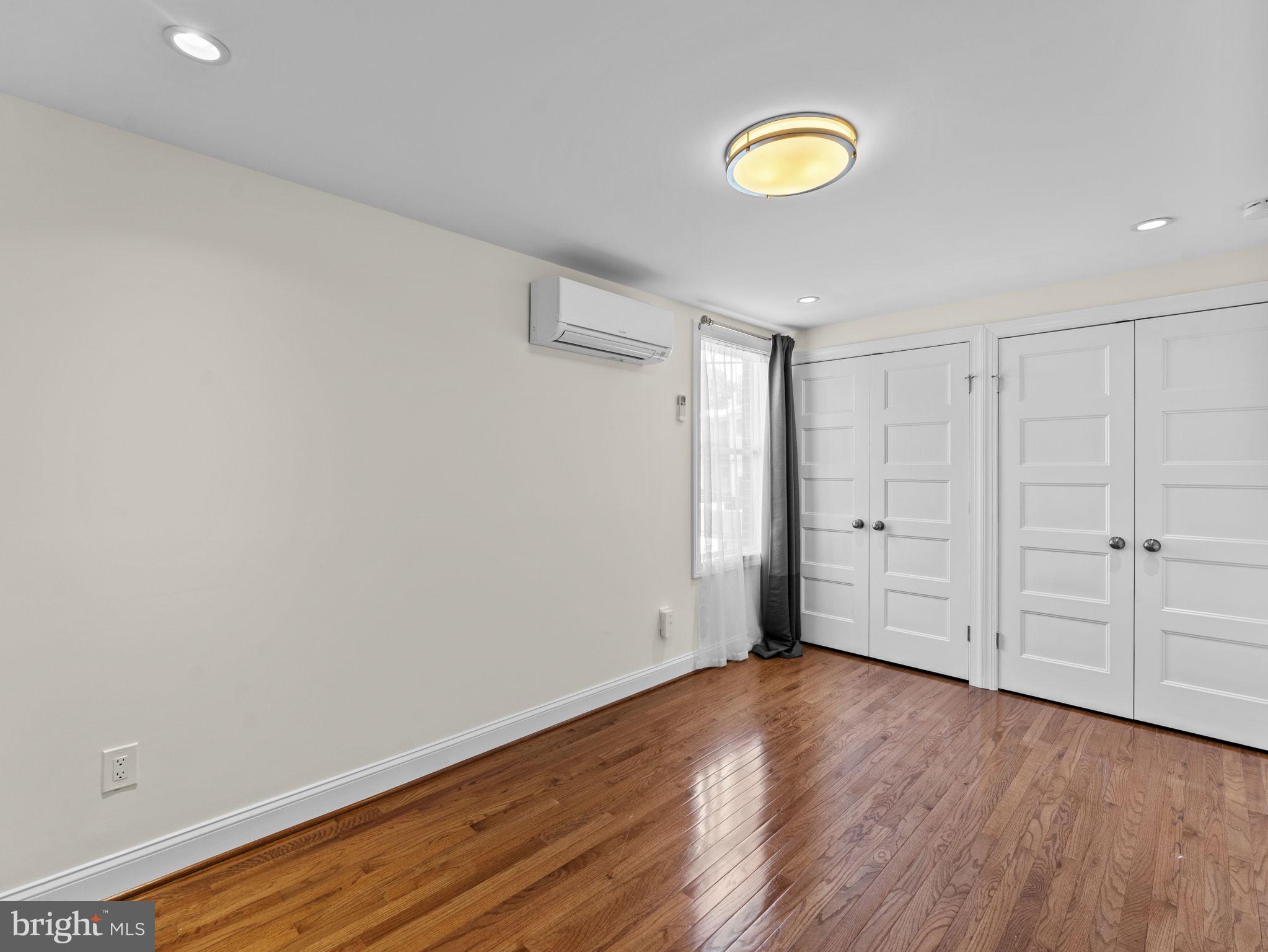 815 8TH STREET NE 2