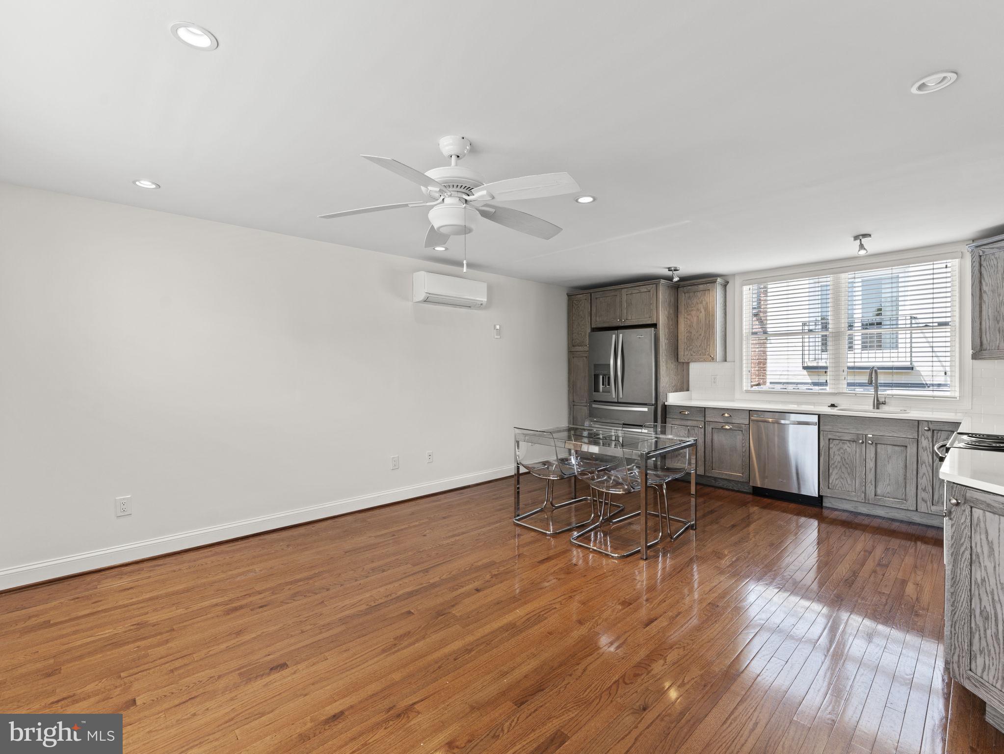 815 8TH STREET NE 2