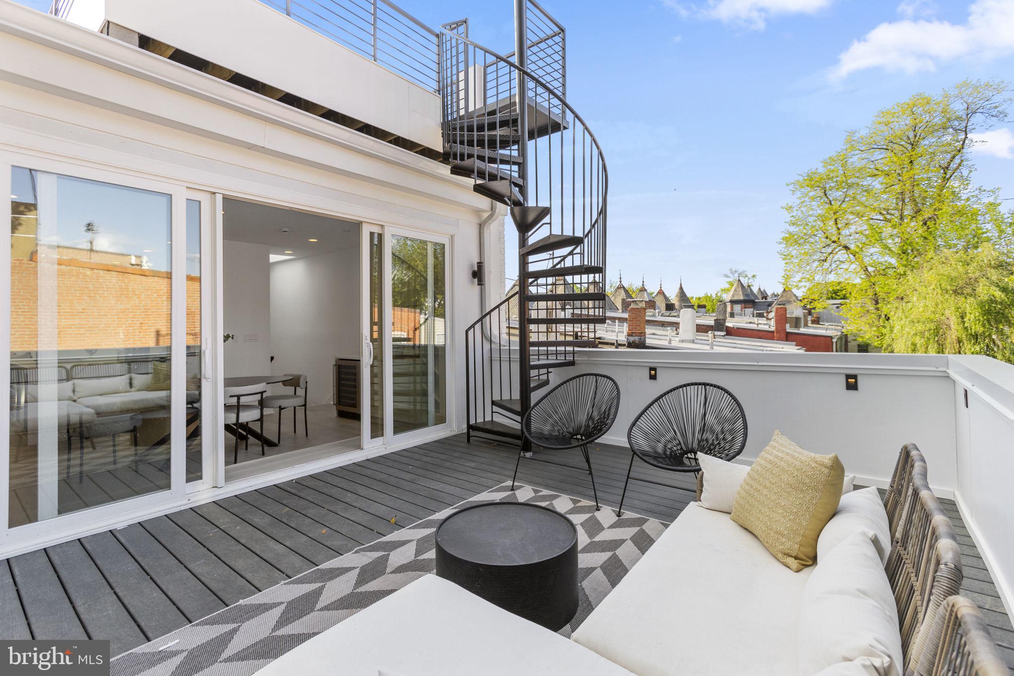 1825 N CAPITOL STREET NE 2
