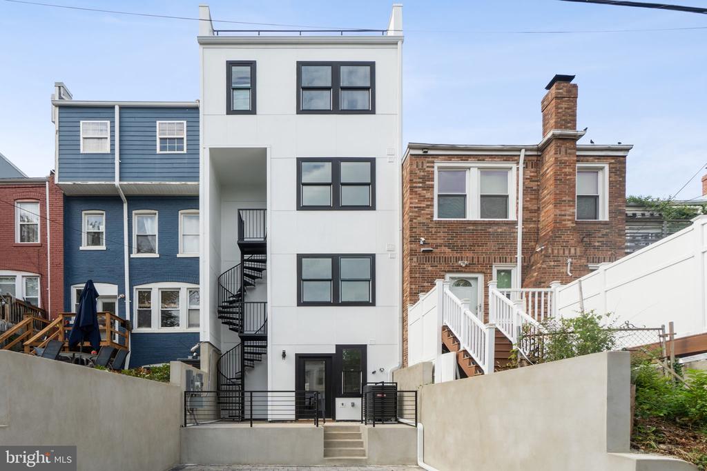 163 U STREET NE 2