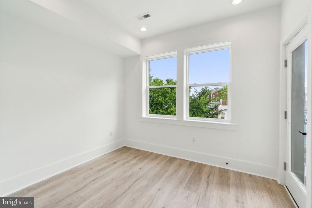 163 U STREET NE 2