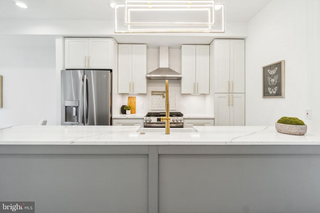 163 U STREET NE 2