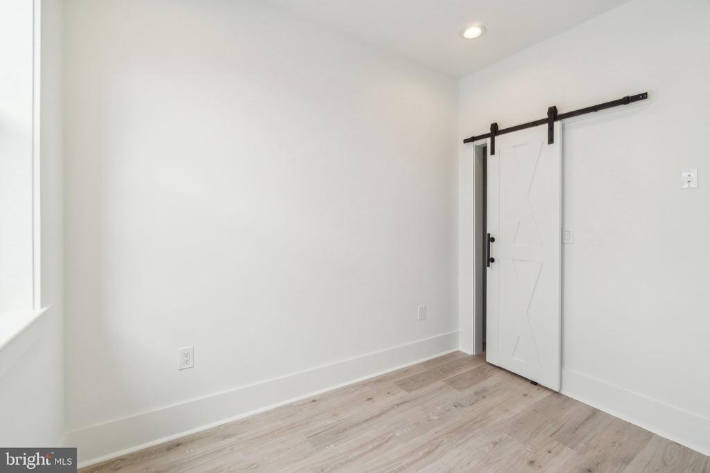163 U STREET NE 2