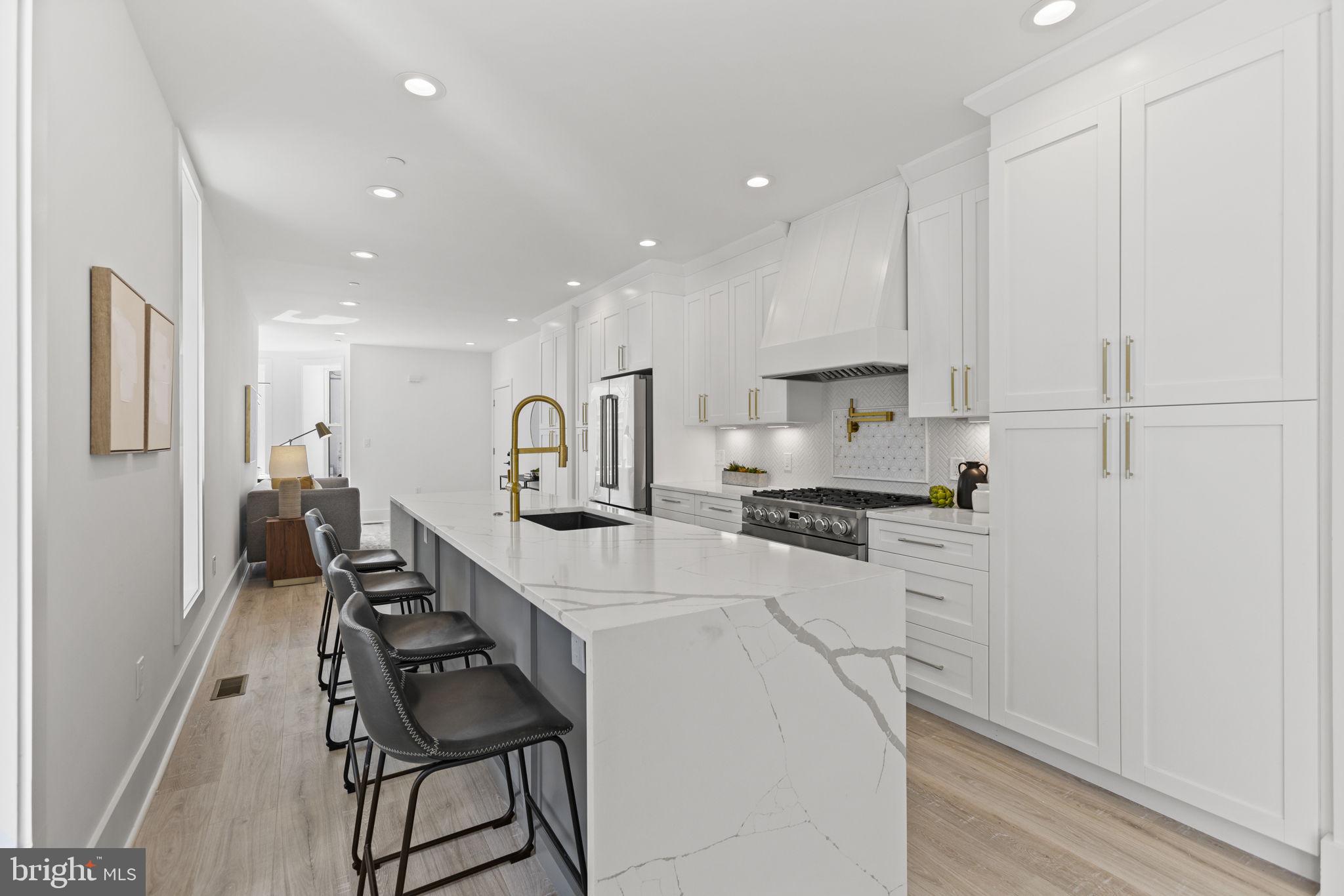 1825 N CAPITOL STREET NE 1