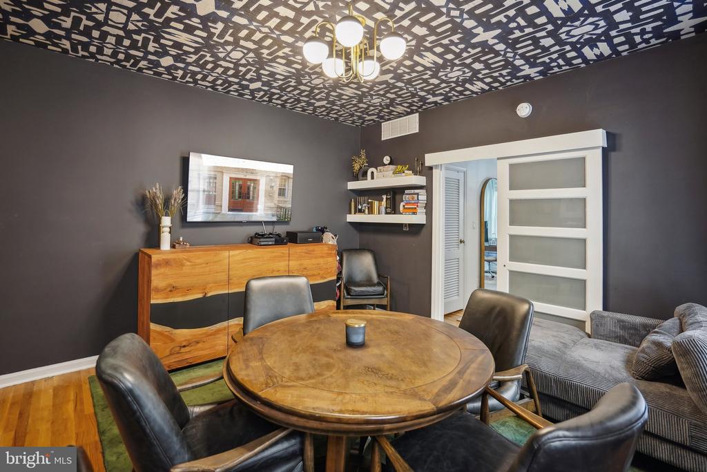 115 E ST SE 101