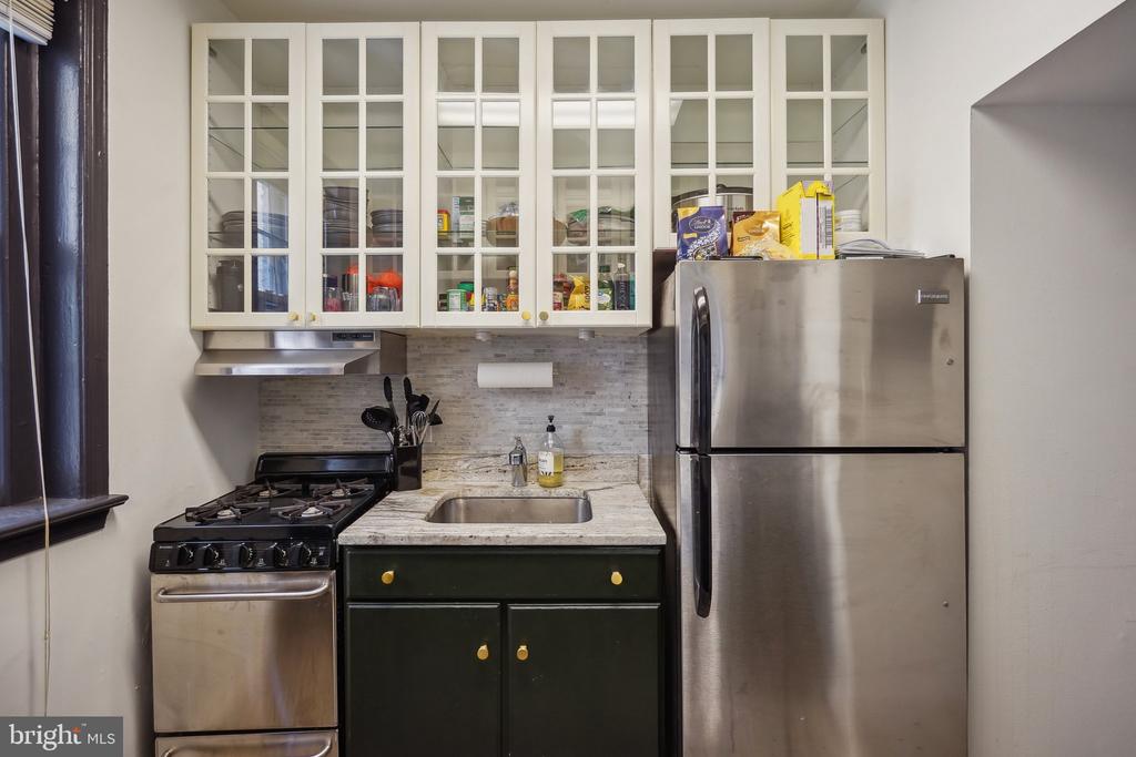 115 E ST SE 101