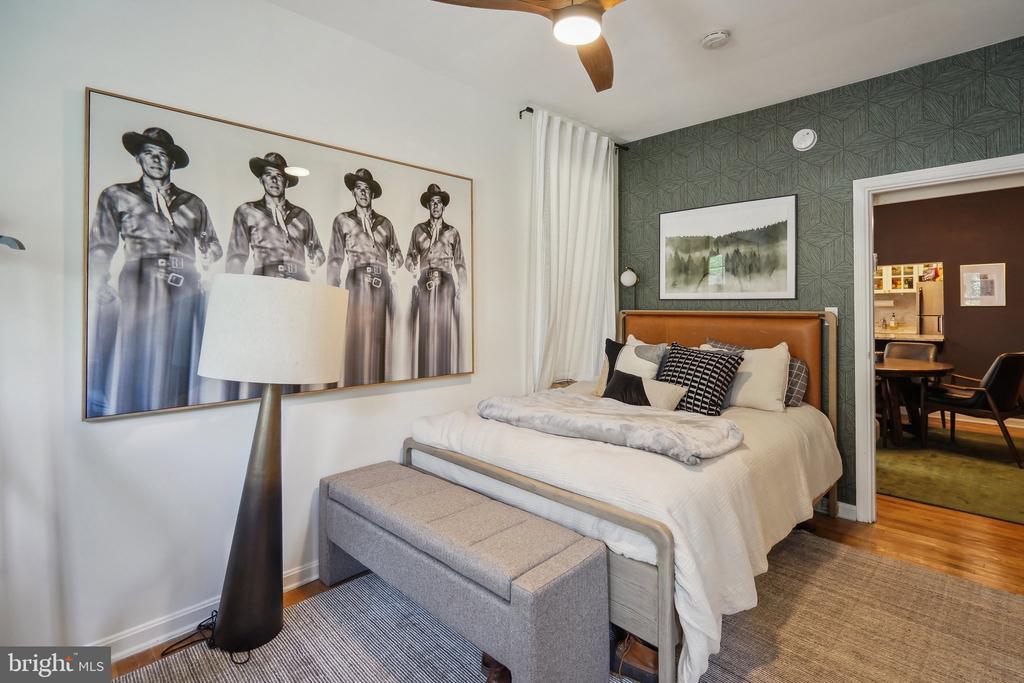 115 E ST SE 101
