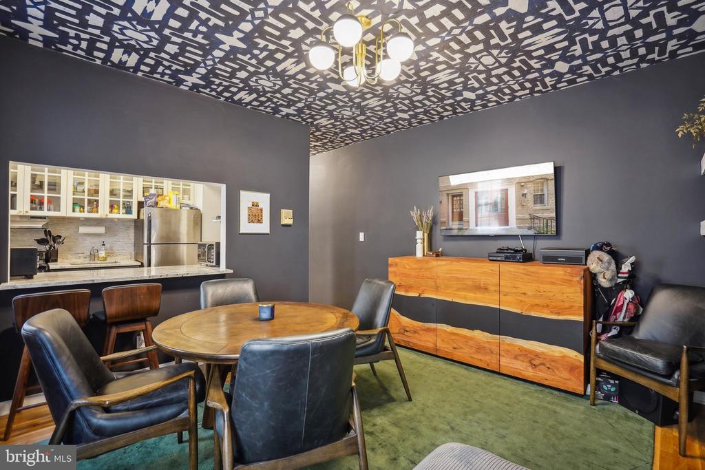 115 E ST SE 101