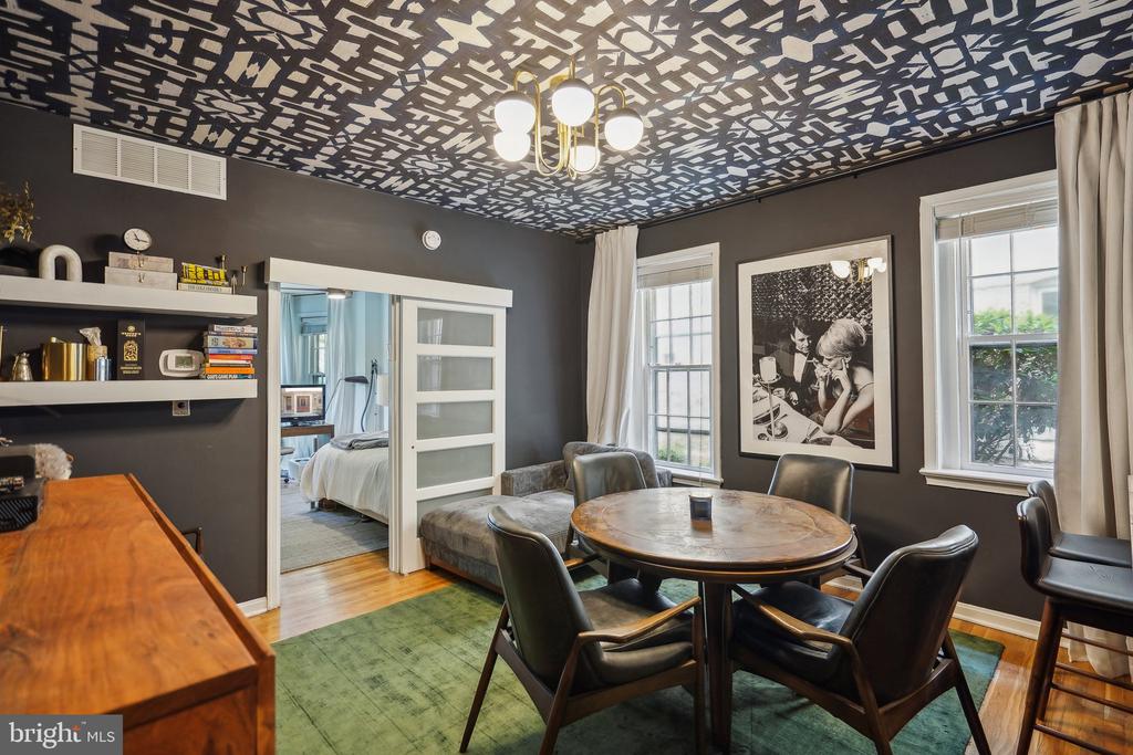 115 E ST SE 101