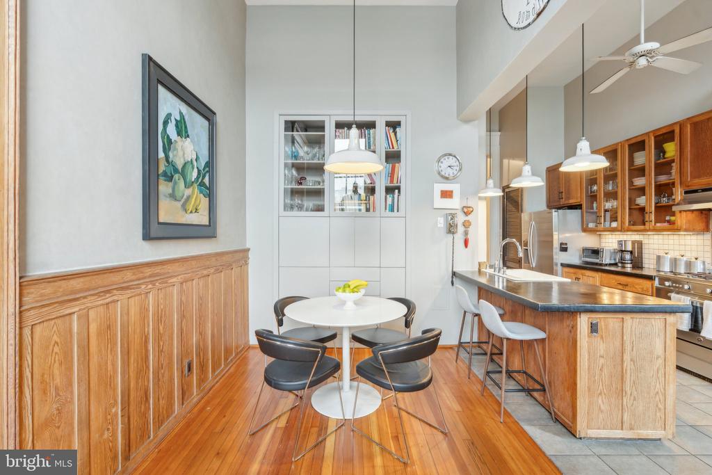 111 QUINCY PLACE NE 1