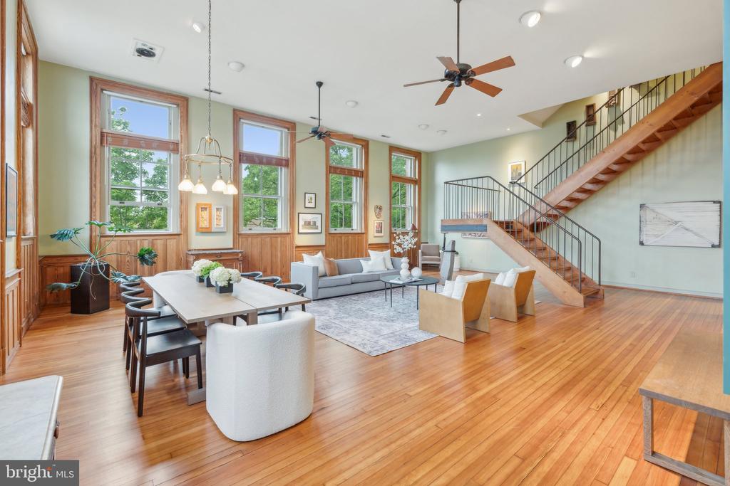 111 QUINCY PLACE NE 1