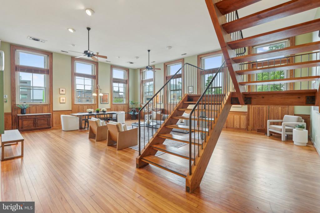 111 QUINCY PLACE NE 1