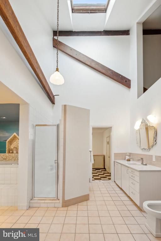 111 QUINCY PLACE NE 1