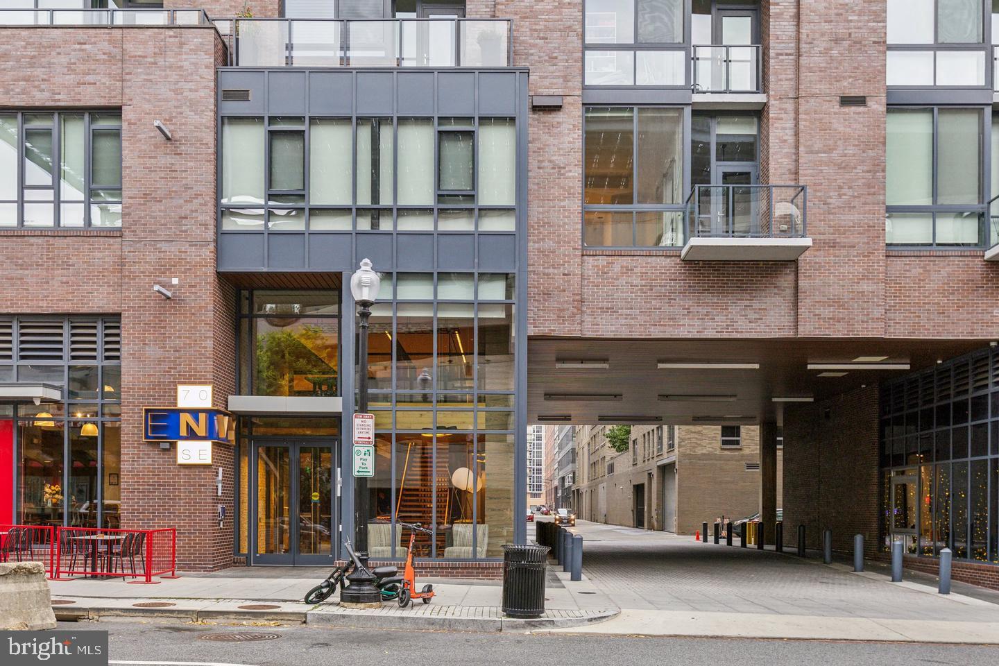 70 N STREET SE N405
