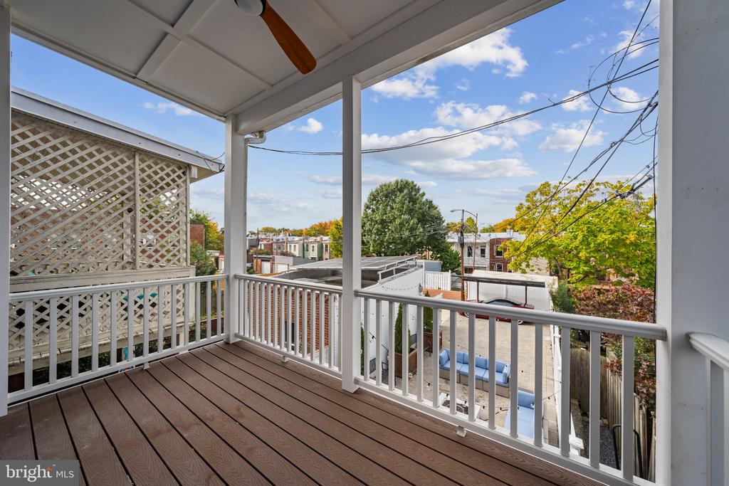 240 10TH STREET NE A