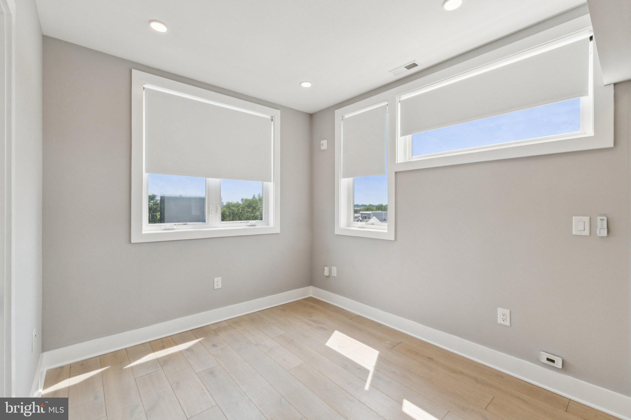 1915 H STREET NE PH2