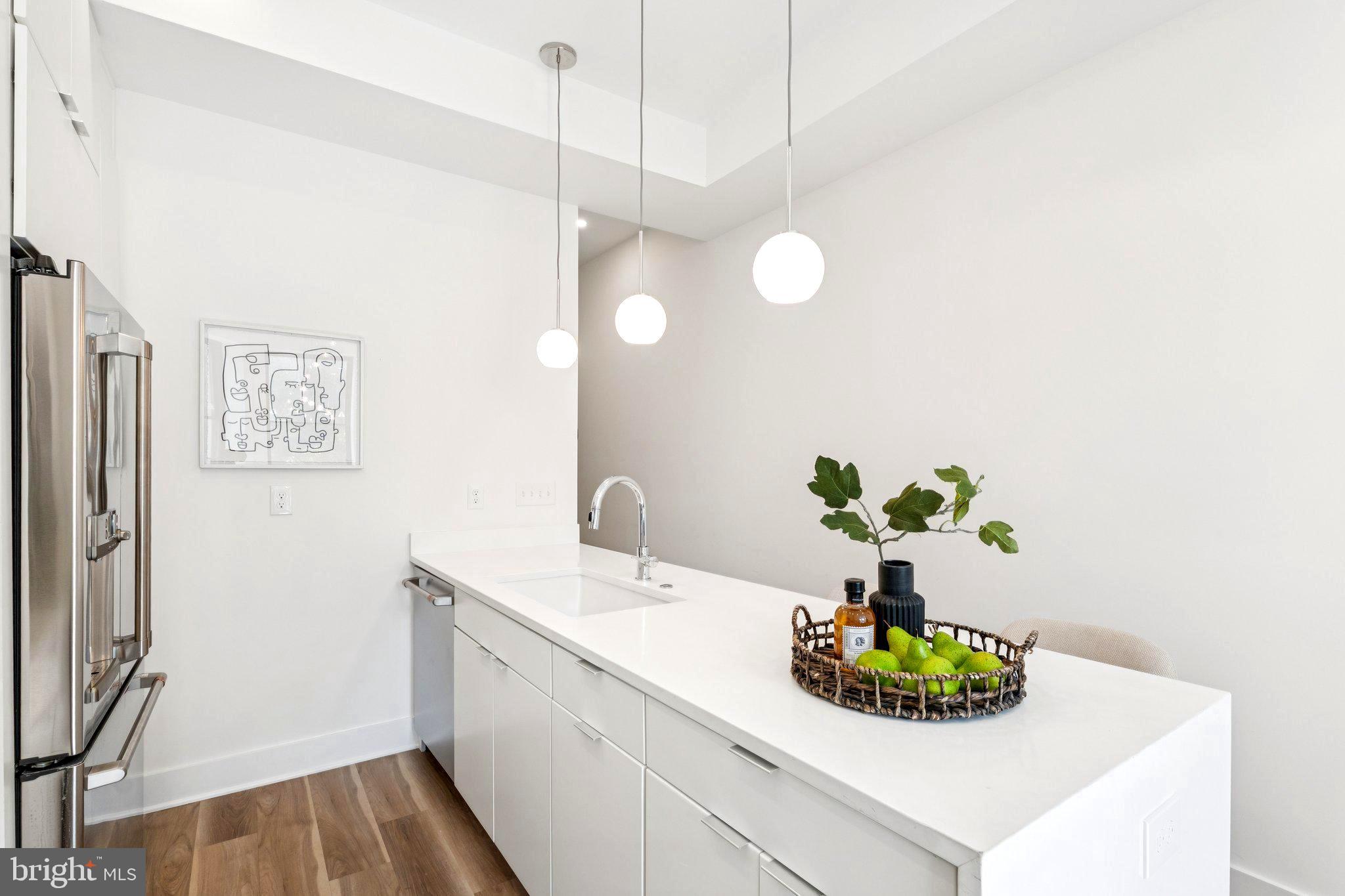 2015 13TH STREET NW 2