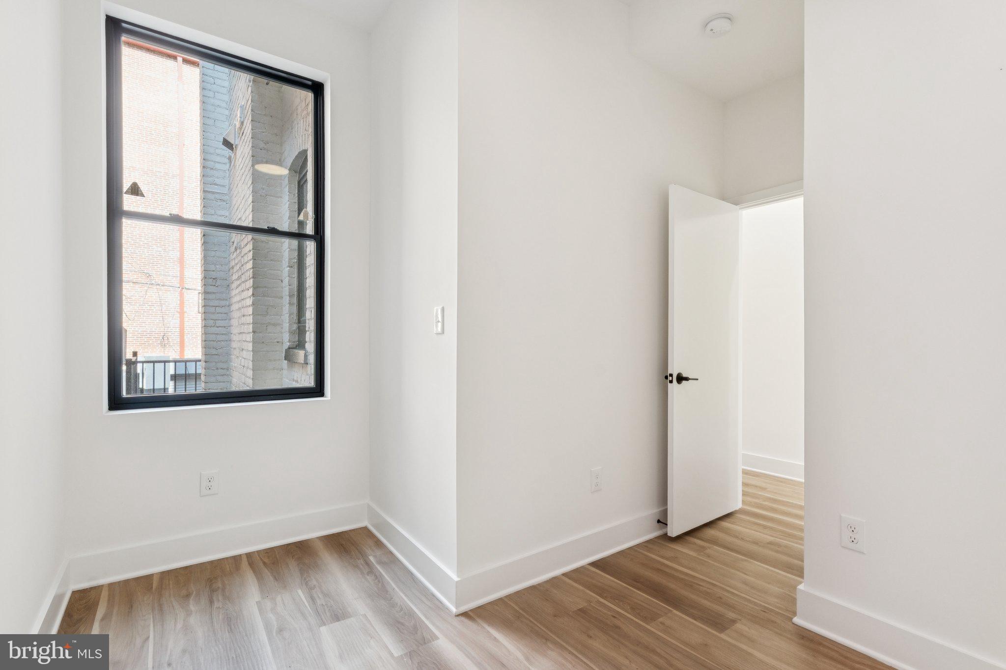 2015 13TH STREET NW 2