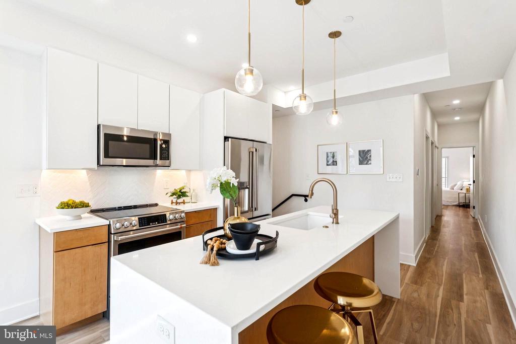 2015 13TH STREET NW 3