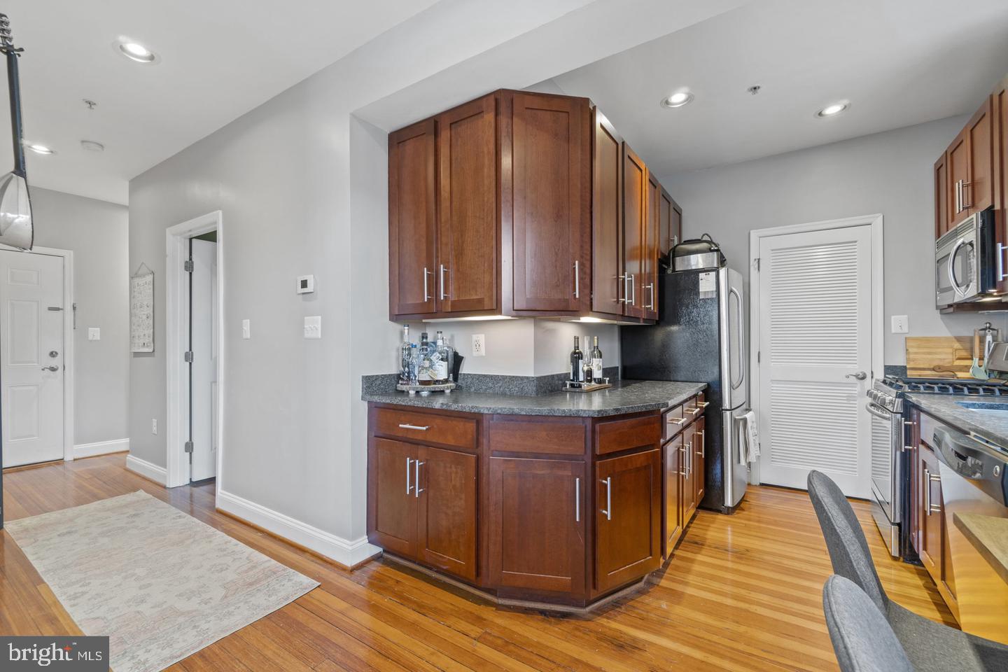 410 15TH STREET NE 13