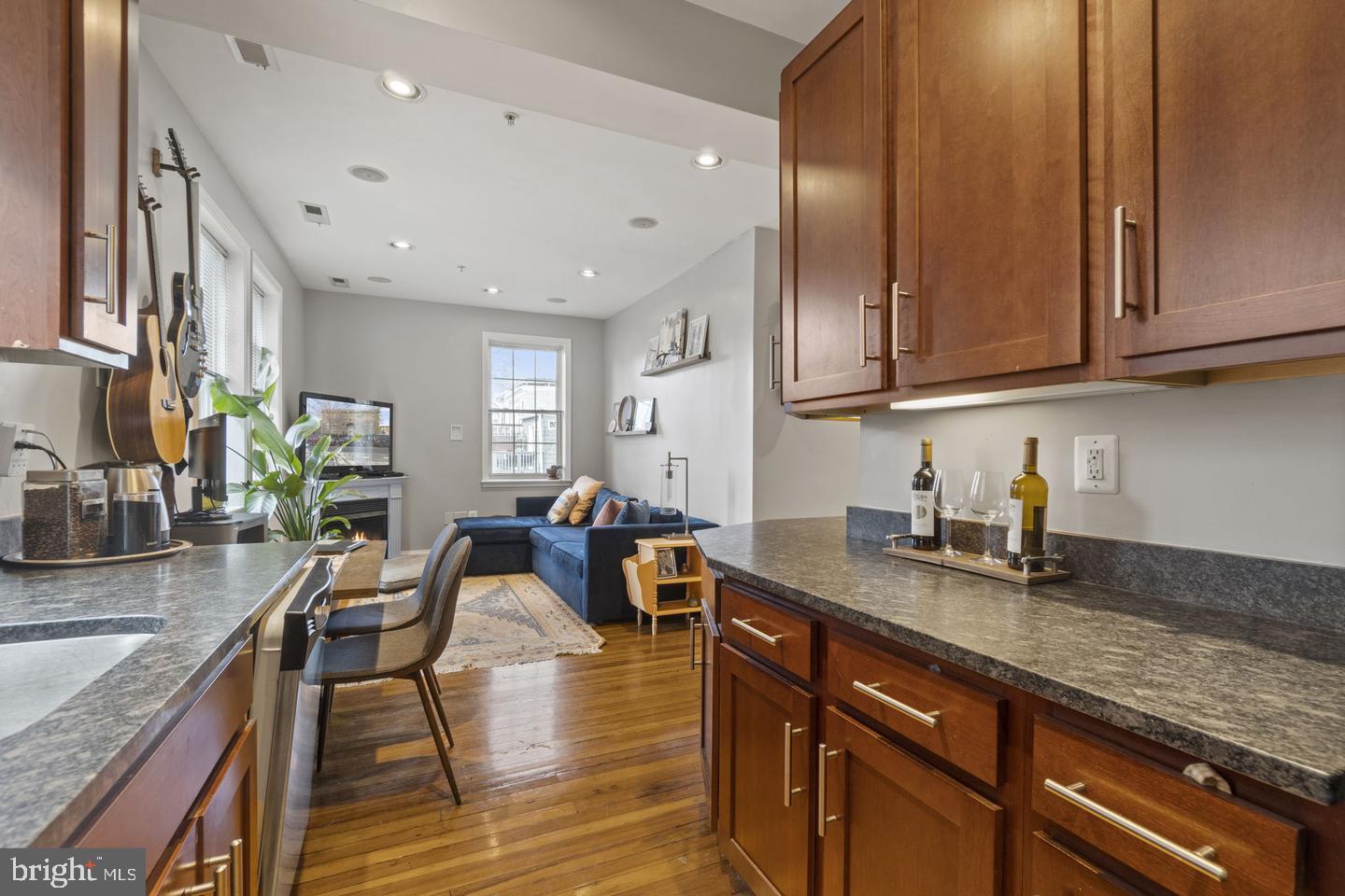 410 15TH STREET NE 13