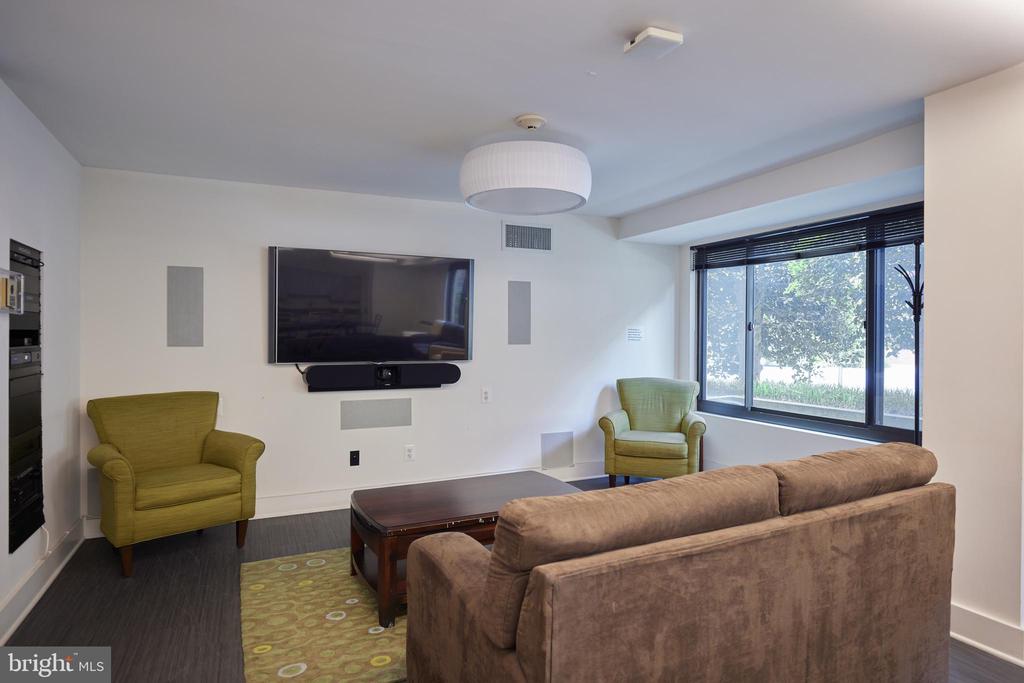 5410 CONNECTICUT AVENUE NW 307