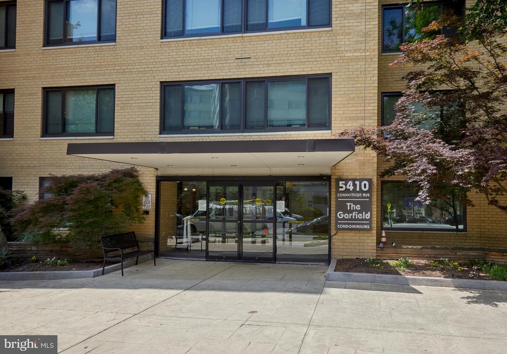 5410 CONNECTICUT AVENUE NW 307