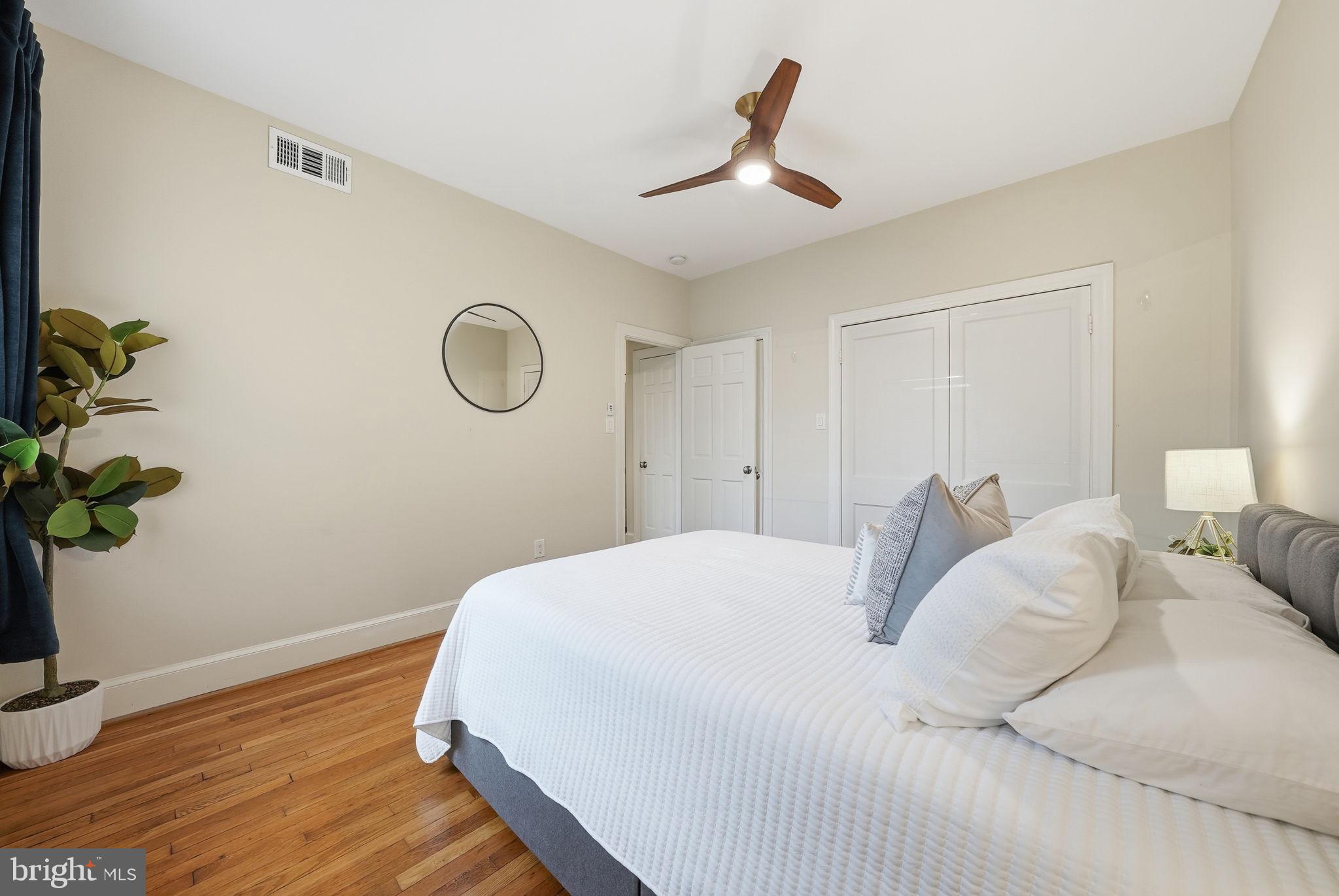 18 9TH STREET NE 305
