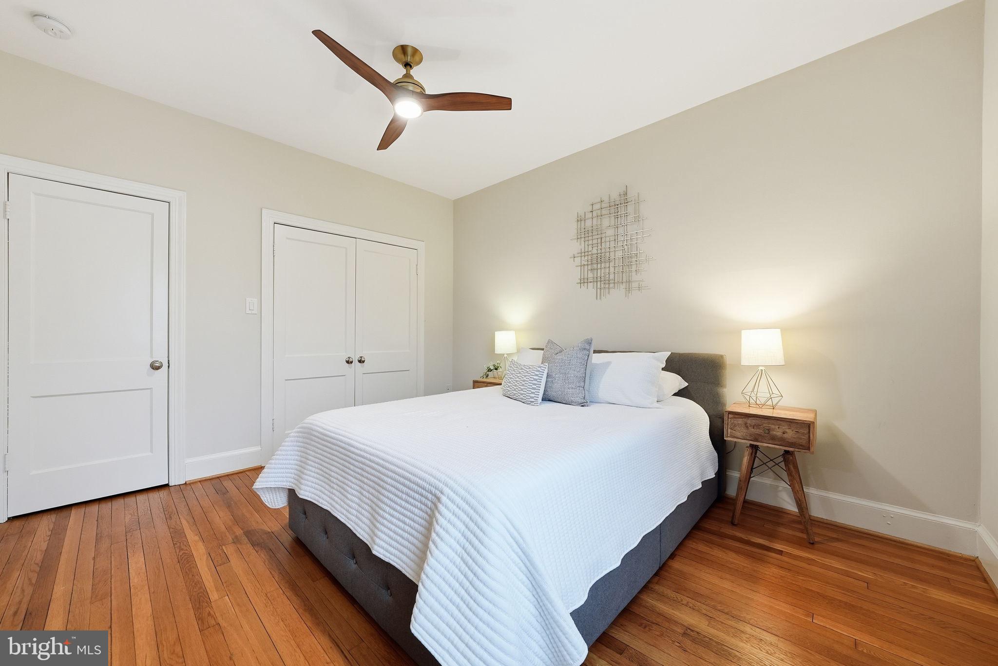 18 9TH STREET NE 305