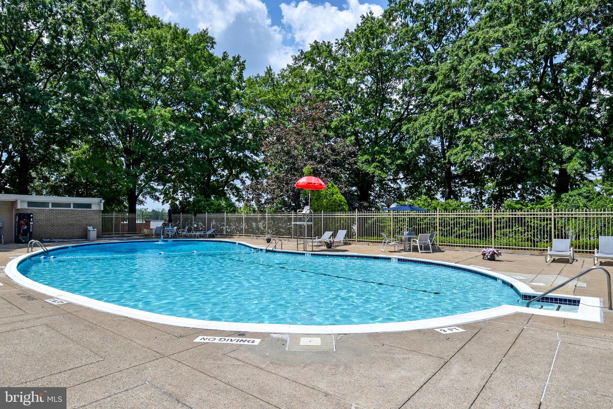 1435 4TH STREET SW B108