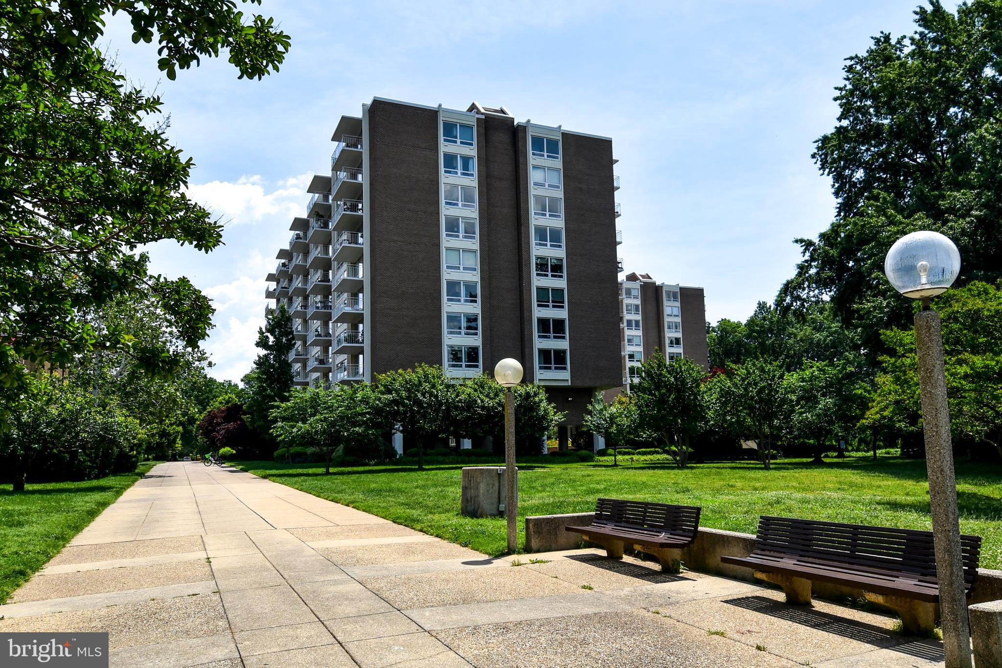 1435 4TH STREET SW B108