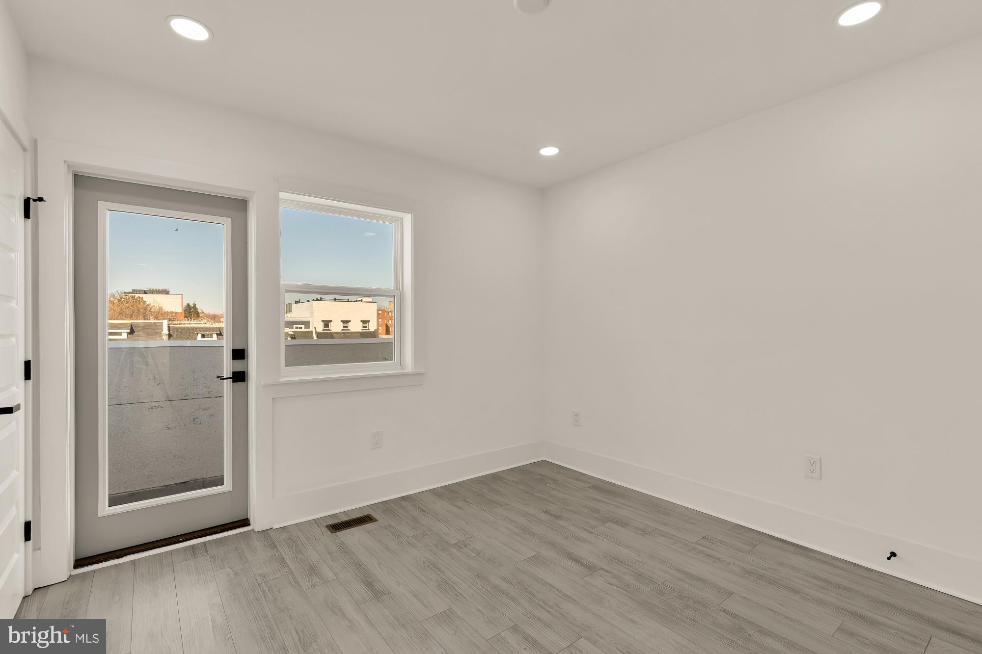 231 S STREET NE 2