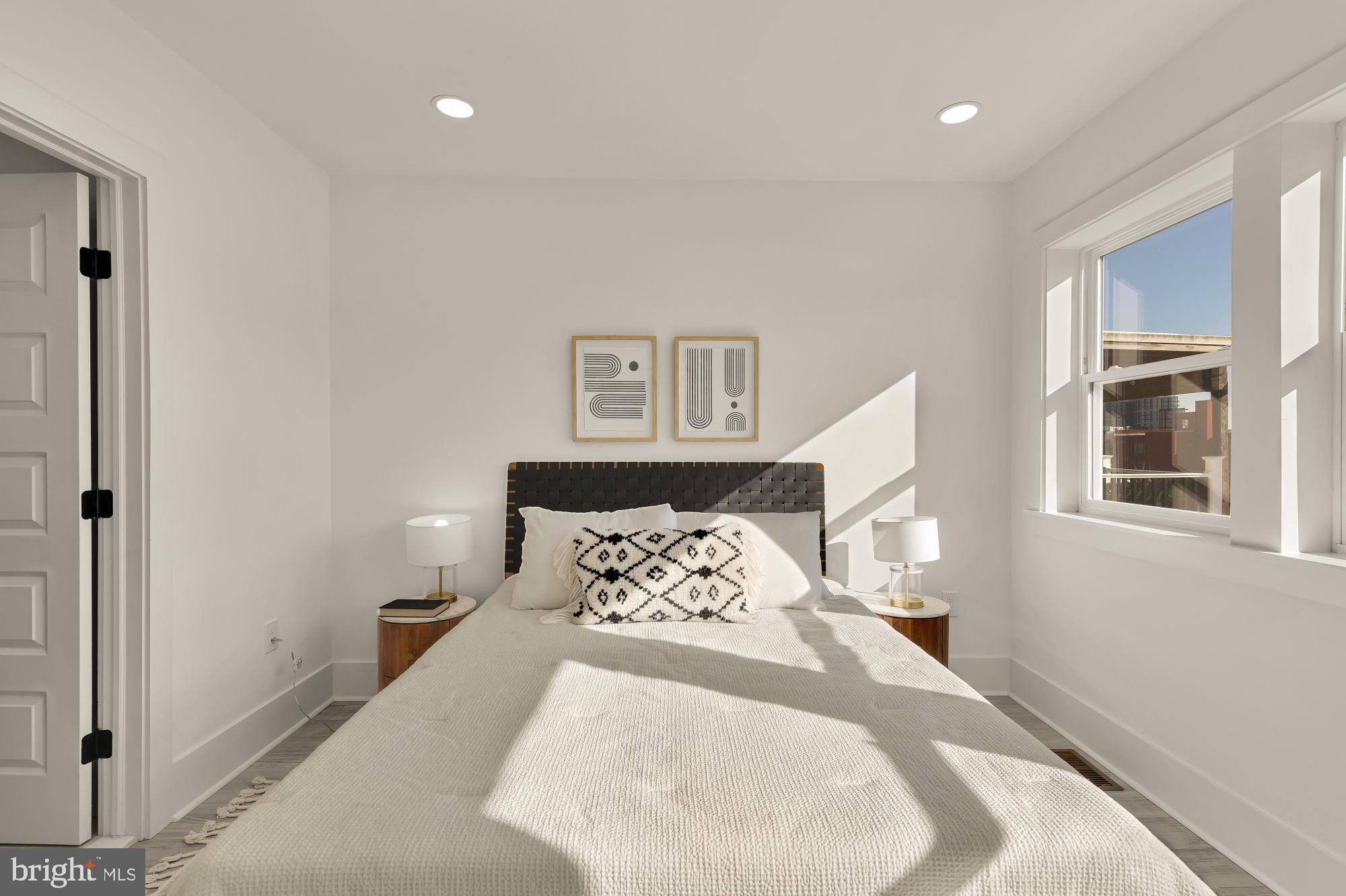 231 S STREET NE 2