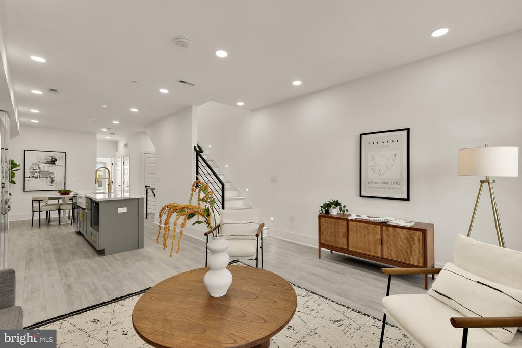 231 S STREET NE 2