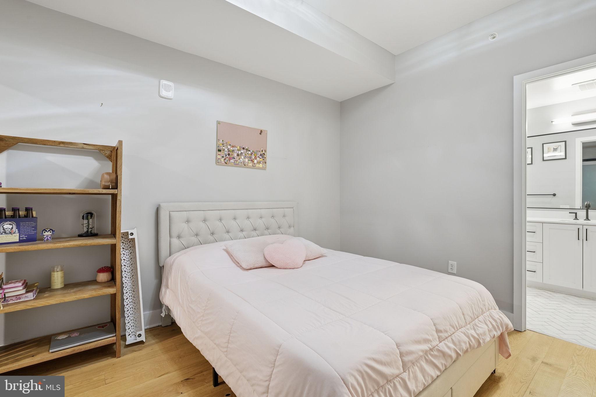1211 VAN STREET SE 1313
