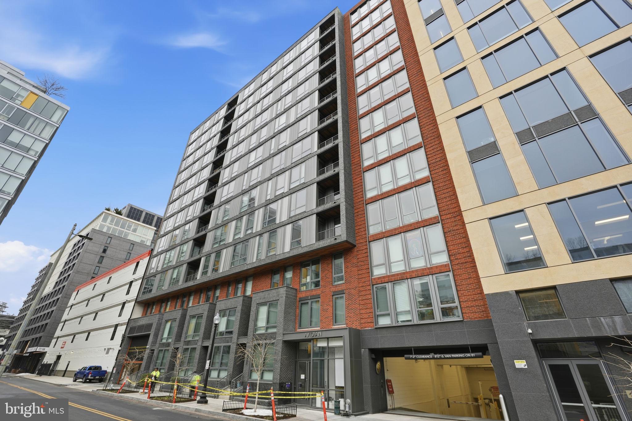 1211 VAN STREET SE 1313