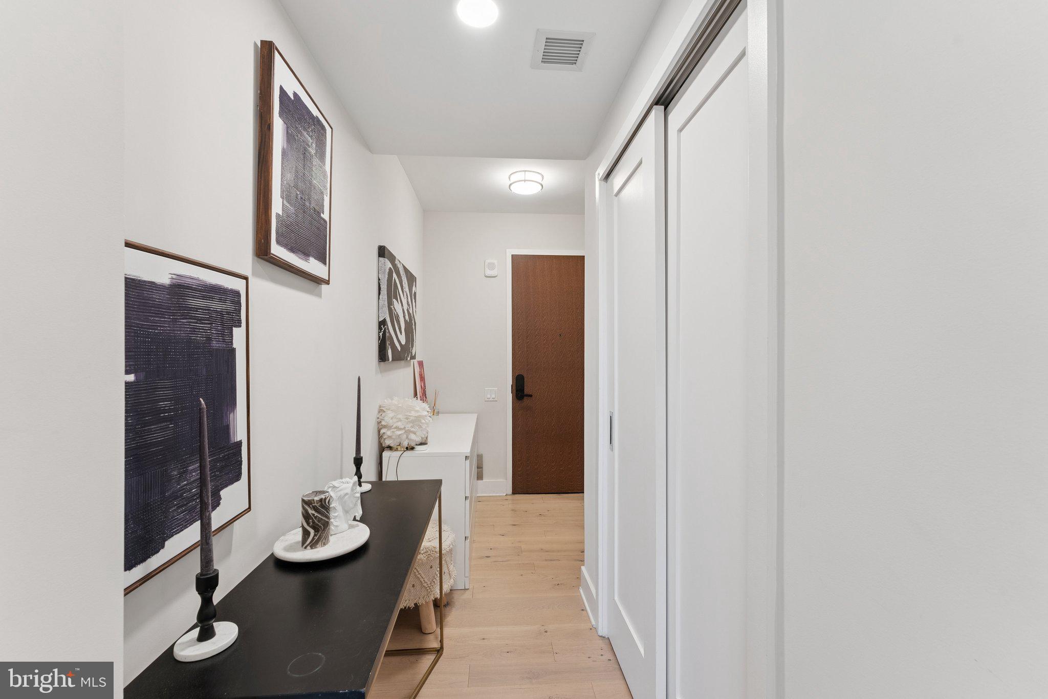 1211 VAN STREET SE 913
