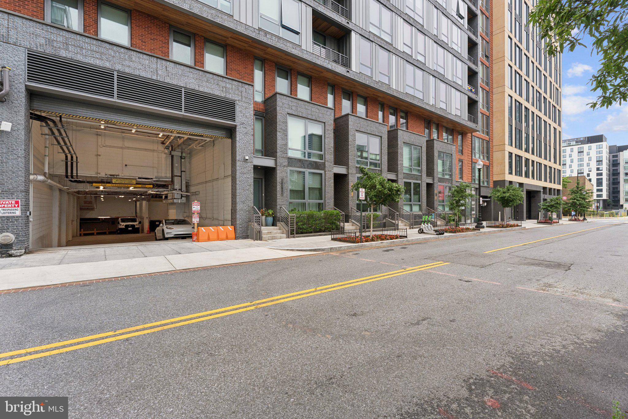 1211 VAN STREET SE 913