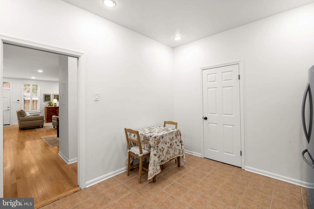 22 15TH STREET NE 22