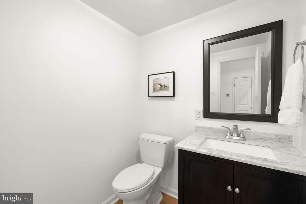 22 15TH STREET NE 22
