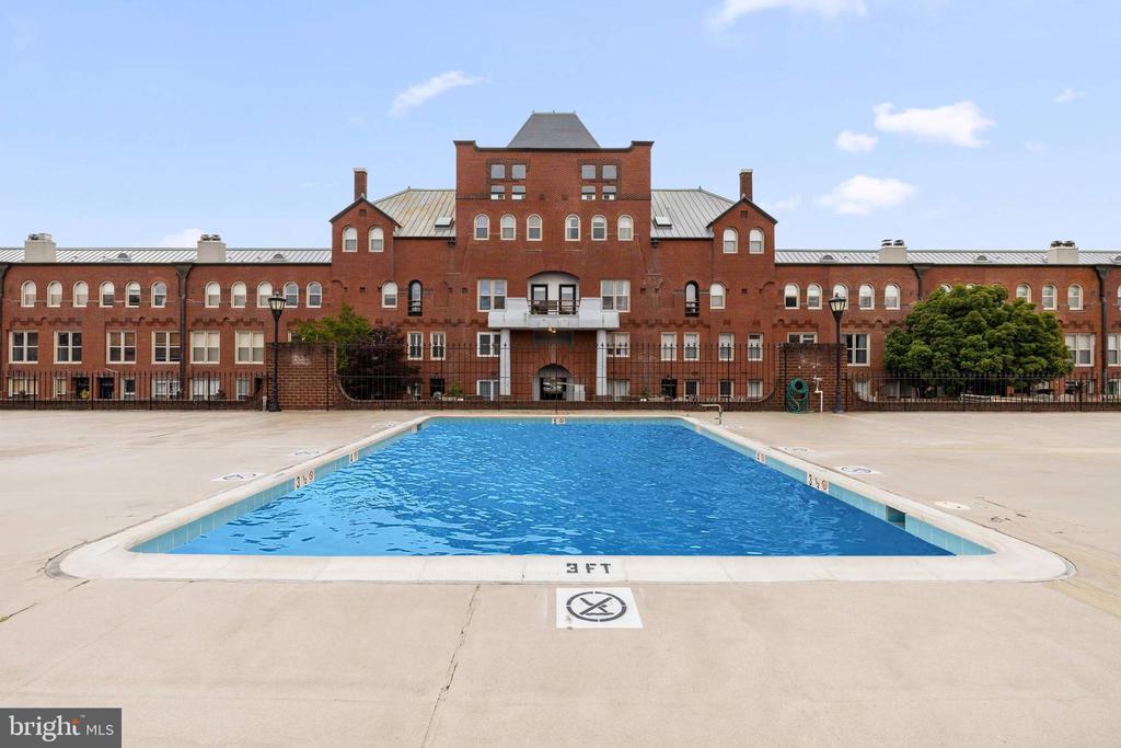 22 15TH STREET NE 22
