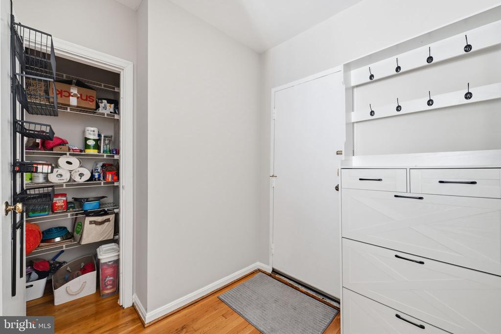 117 E STREET SE 302