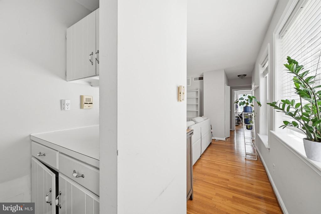117 E STREET SE 302