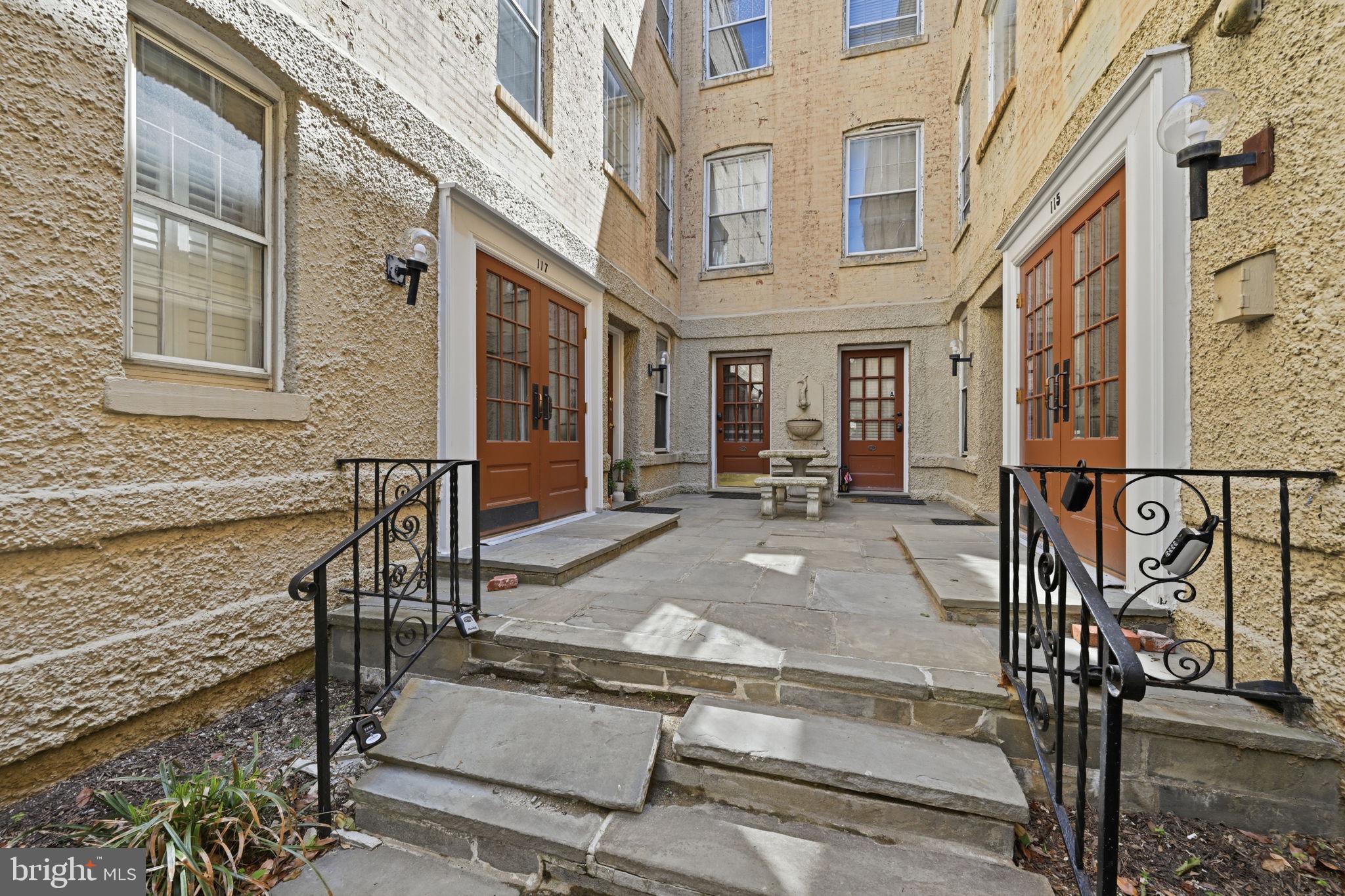 117 E STREET SE 302
