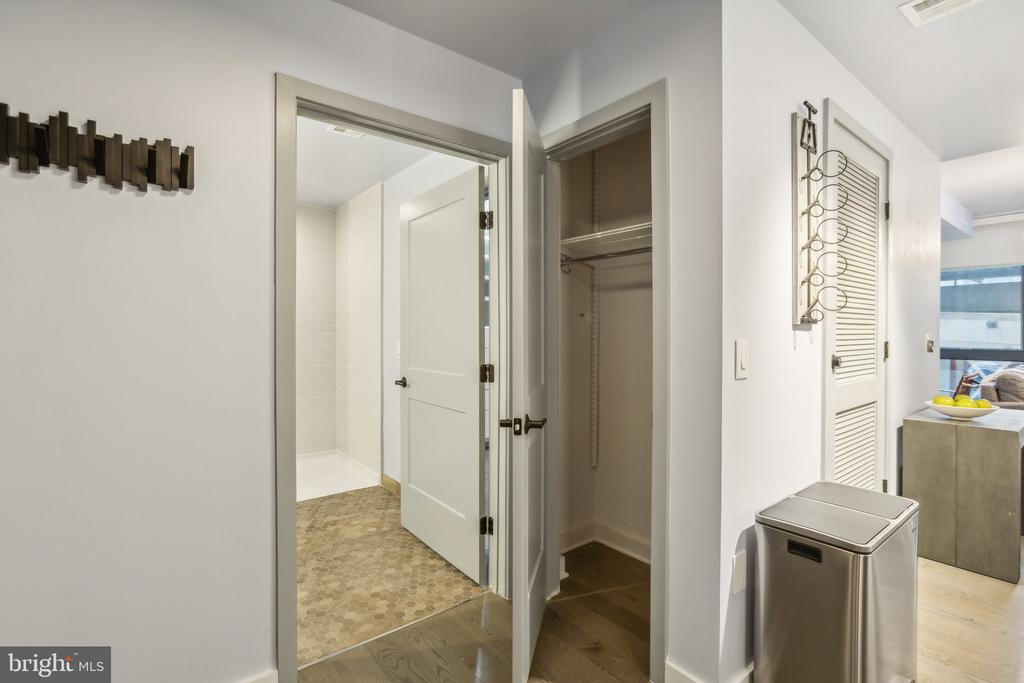 70 N STREET SE N405