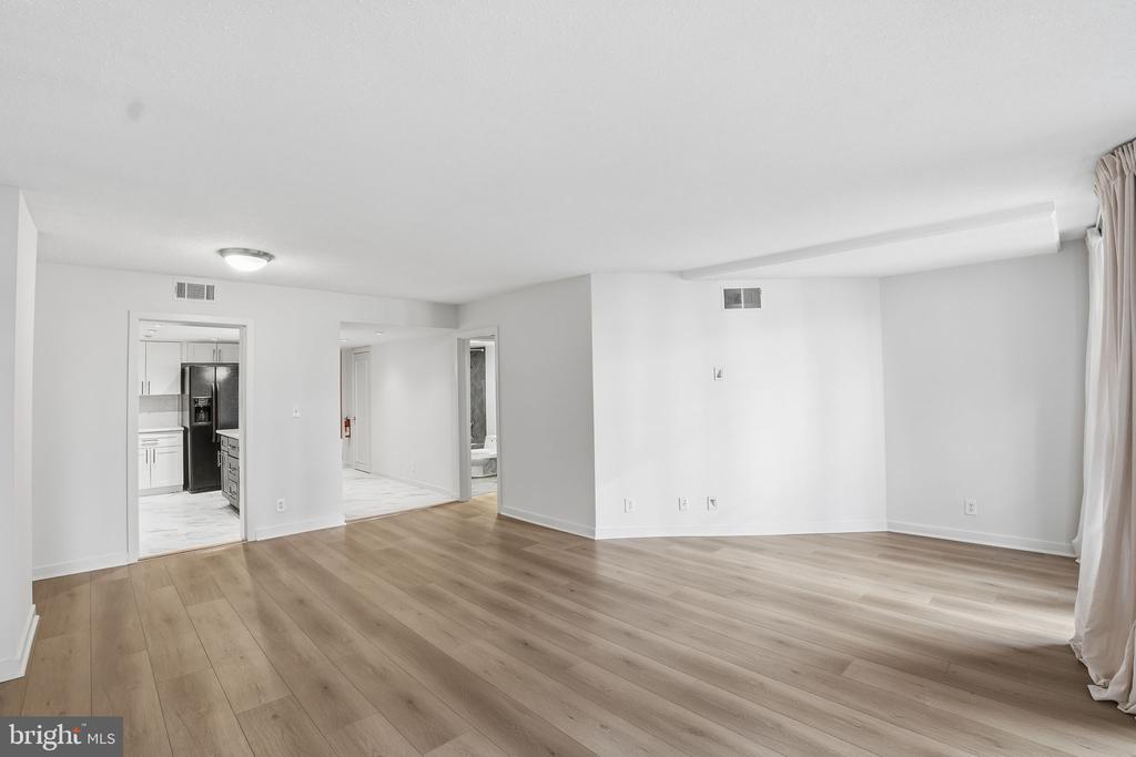 1099 22ND STREET NW 106