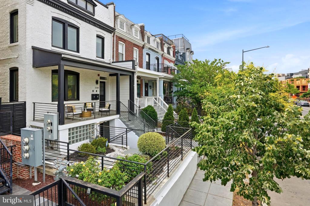 2108 4TH STREET NE A