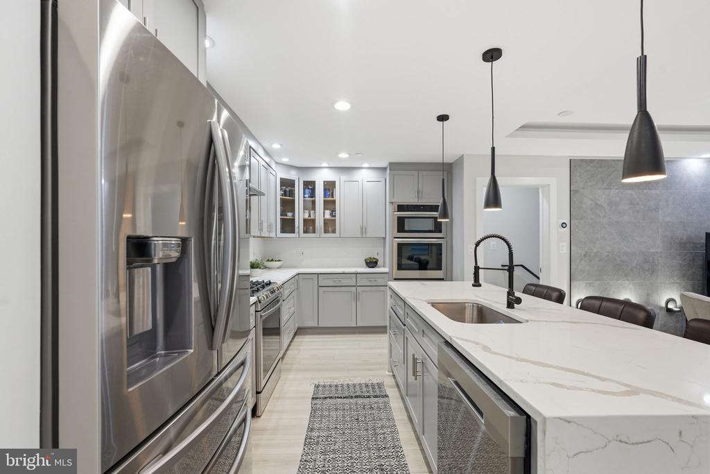 2108 4TH STREET NE A